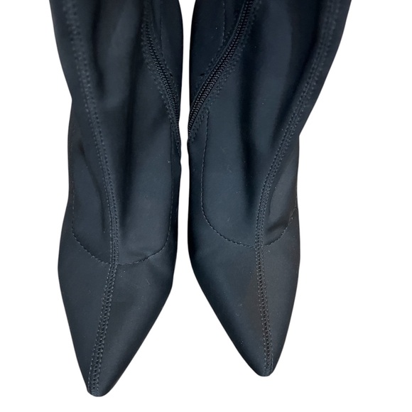 Elegant,Sleek Black Ankle Women's Booties,
Boots,stiletto heel, pointed toe - Picture 4 of 8
